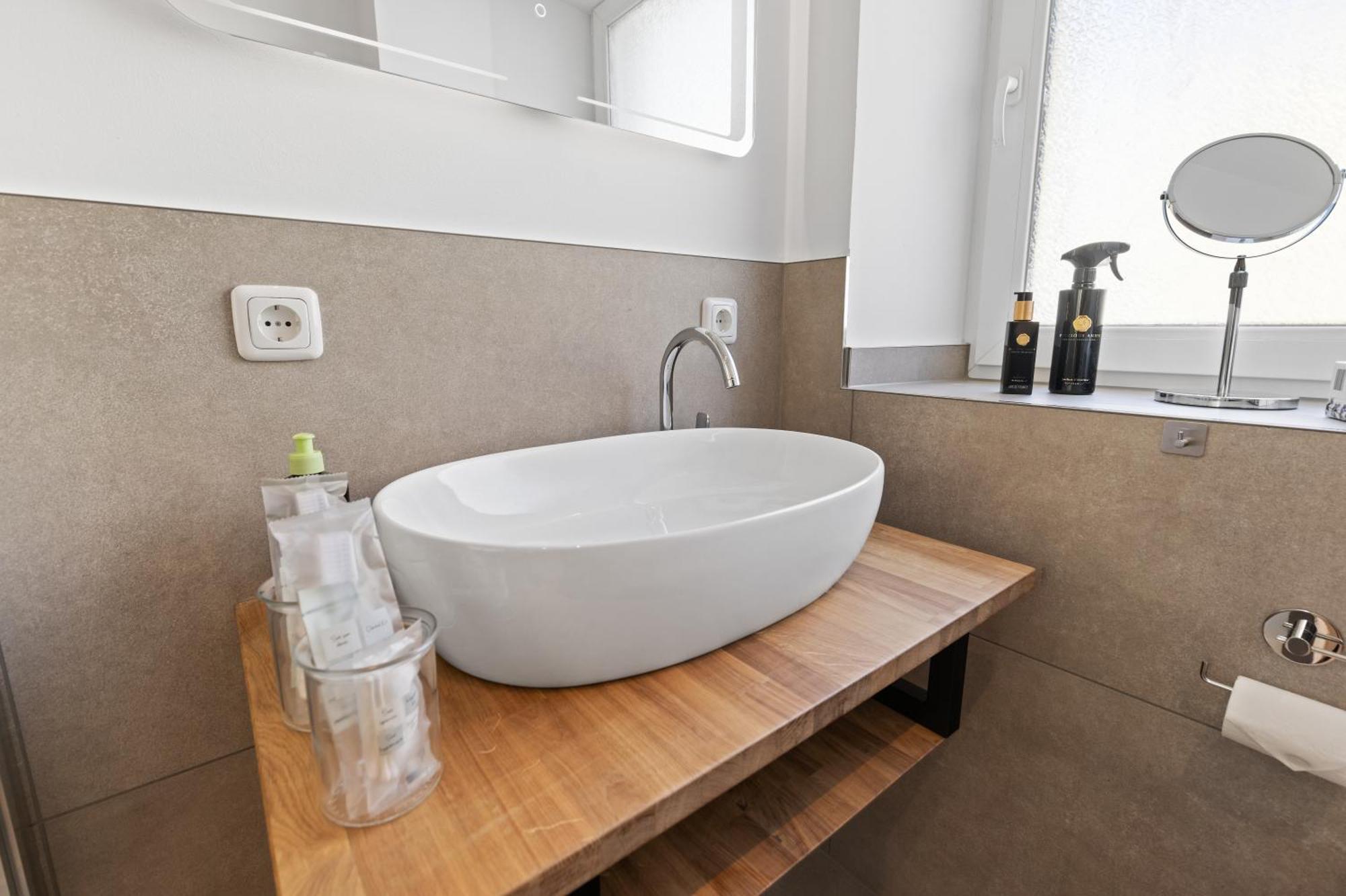 Ma Suite - High-Quality New Apartment Augsburg Ngoại thất bức ảnh